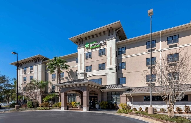 Furnished Studio-Lakeland - I-4