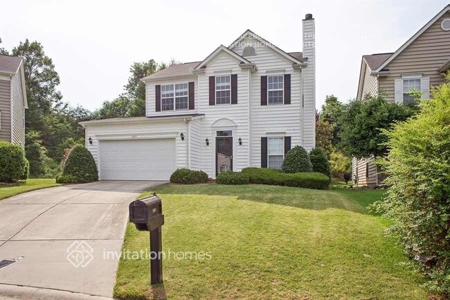 property at 2497 Governors Pointe Ct NE