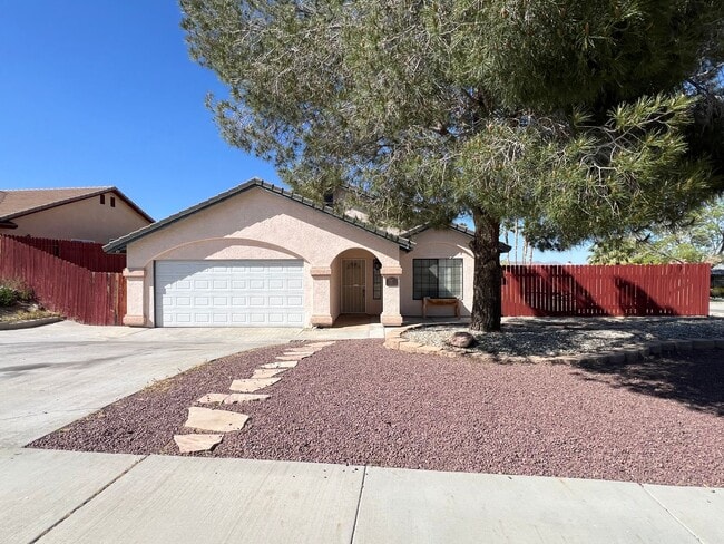 487 Stanford Dr in Barstow, CA - Building Photo - Building Photo