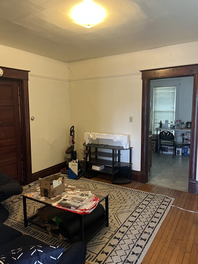 616 S Mills St, Unit 616.5 in Madison, WI - Foto de edificio - Building Photo