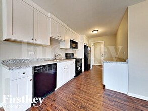 16322 Kenwood Ave in South Holland, IL - Building Photo - Building Photo
