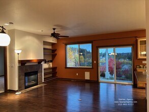 10801 171st Ave Ct E in Bonney Lake, WA - Building Photo - Building Photo