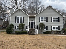 4483 Wesley Way in Austell, GA - Building Photo