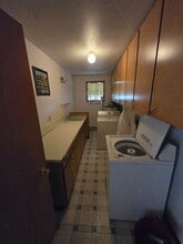 29866 Carol Ave in Eugene, OR - Building Photo - Building Photo