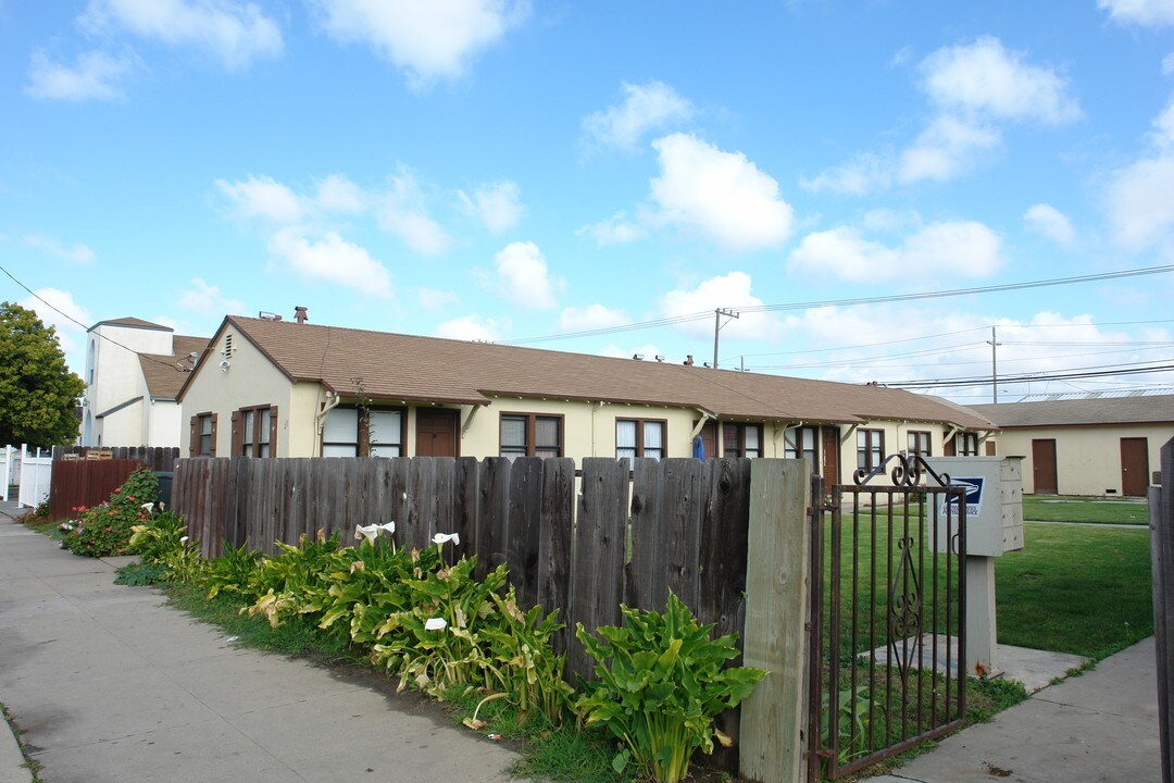 29-33 California St in Salinas, CA - Building Photo