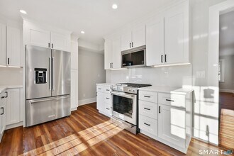 60 Walter Ave in Norwalk, CT - Building Photo - Building Photo