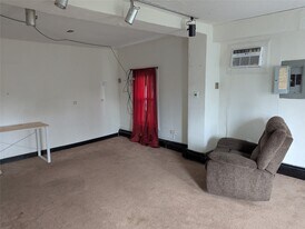 2911 Watson Blvd in Endicott, NY - Building Photo