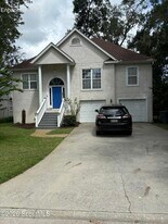 107 Musgrove Pl in St. Simons Island, GA - Building Photo
