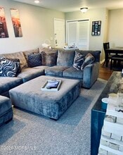 398 Brookview Ct in Howell, NJ - Building Photo - Building Photo