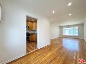 1233 N Harper Ave in West Hollywood, CA - Building Photo - Building Photo