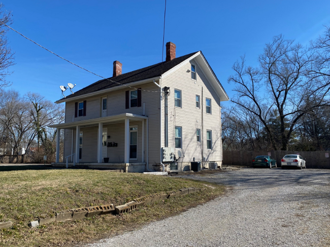 4805 Eastern Ave in Cincinnati, OH - Building Photo - Building Photo