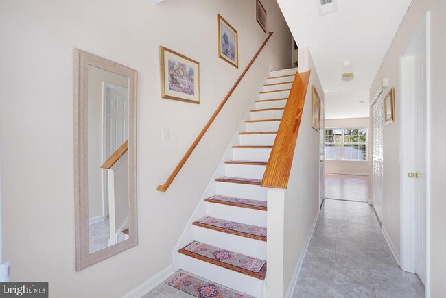 16 High Meadows Dr in Sicklerville, NJ - Building Photo - Building Photo