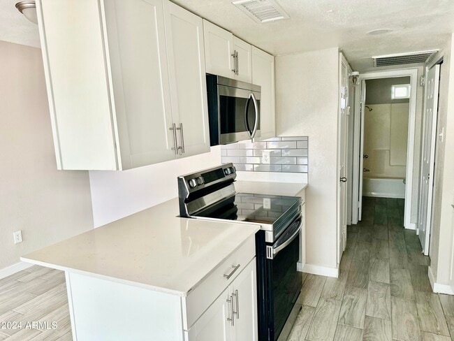 property at 16821 N 26th St