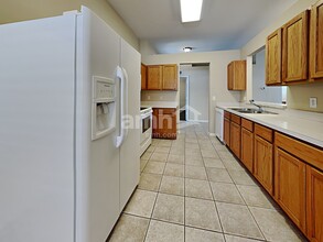 13221 Early Run Ln in Riverview, FL - Building Photo - Building Photo