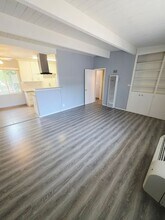 4133 La Crescenta Ave in Montrose, CA - Building Photo - Building Photo