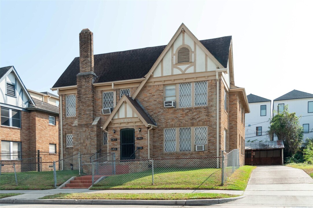 405 W Clay St in Houston, TX - Building Photo