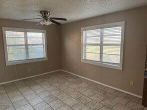2410 Norwich Ave in Lubbock, TX - Building Photo - Building Photo