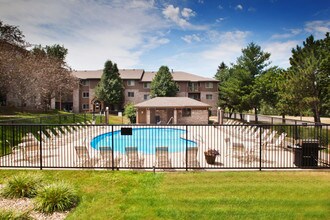 Park Avenue by Broadmoor in Des Moines, IA - Foto de edificio - Building Photo