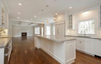 1 Ogden Rd in Scarsdale, NY - Building Photo - Building Photo