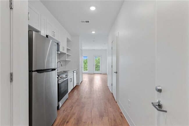 456 Flat Shoals Ave SE in Atlanta, GA - Building Photo - Building Photo