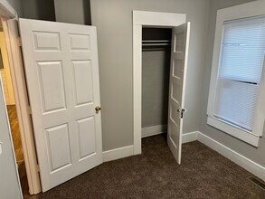 3213 Hale Ave in Louisville, KY - Building Photo - Building Photo