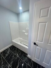 489 Spring St in Fall River, MA - Building Photo - Building Photo