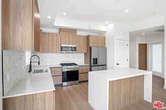 164 Chestnut St in Pasadena, CA - Building Photo - Building Photo