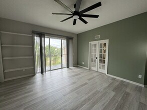 785 Oakleaf Plantation Pkwy in Orange Park, FL - Building Photo - Building Photo