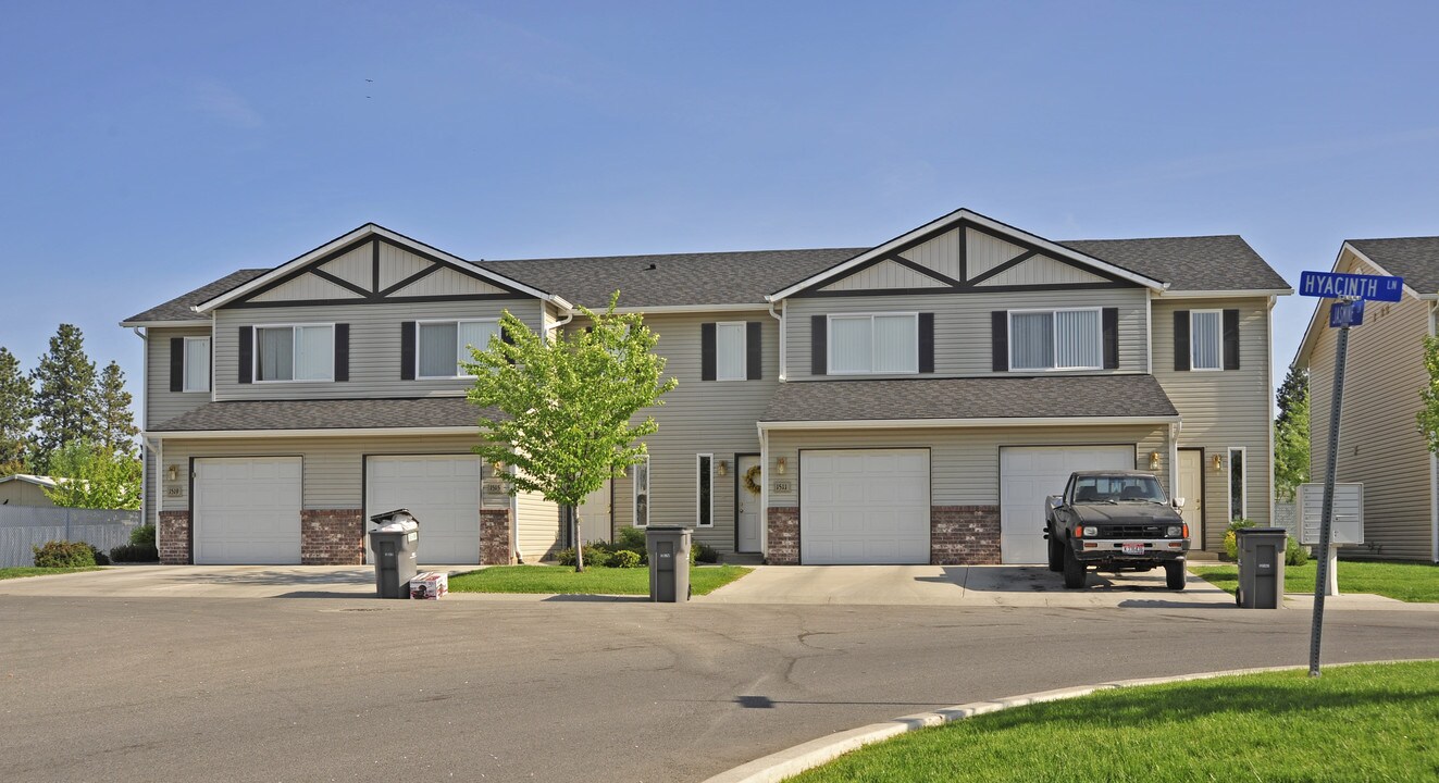 1505-1519 Hyacinth Ln in Coeur d'Alene, ID - Foto de edificio