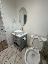 2411 Seabright Ave in Compton, CA - Building Photo - Building Photo