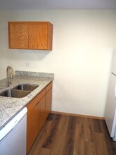 1901 Desoto St in St. Paul, MN - Building Photo - Building Photo