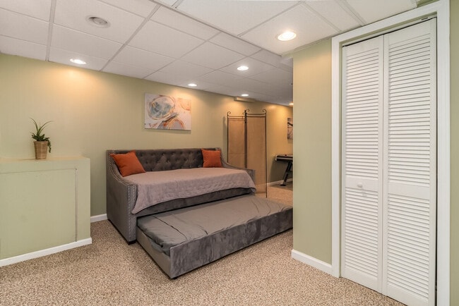 2485 Red Hawk Ridge Ct