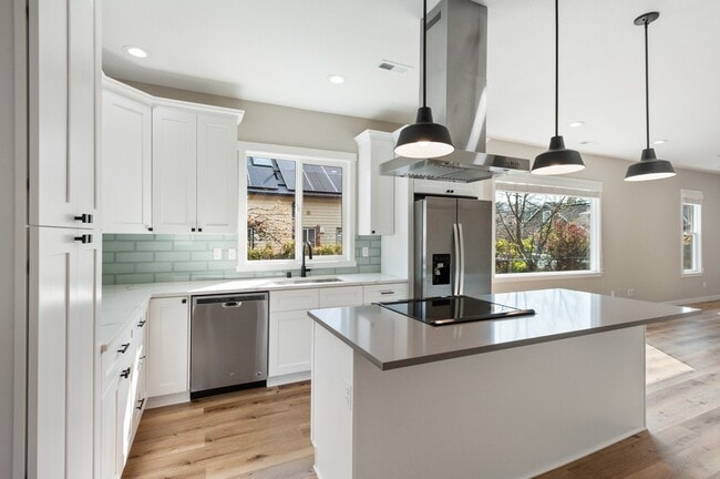 3230 S Ferdinand St in Seattle, WA - Building Photo - Building Photo