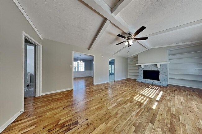 2219 N Landing Run in Marietta, GA - Building Photo - Building Photo