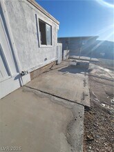 1121 Pawnee Ln in Henderson, NV - Building Photo - Building Photo