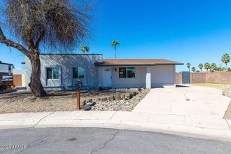 1025 N Menze St in Casa Grande, AZ - Building Photo - Building Photo