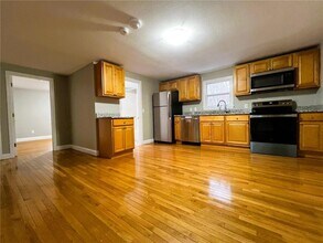 361 Privilege St in Woonsocket, RI - Building Photo - Building Photo