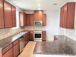 13535 Abraham Lincoln St in Manor, TX - Building Photo - Building Photo