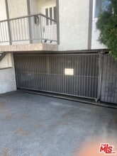 3645 Westwood Blvd in Los Angeles, CA - Building Photo - Building Photo