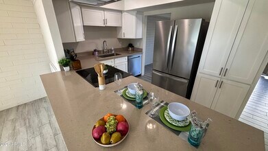 7740 E Heatherbrae Ave in Scottsdale, AZ - Building Photo - Building Photo