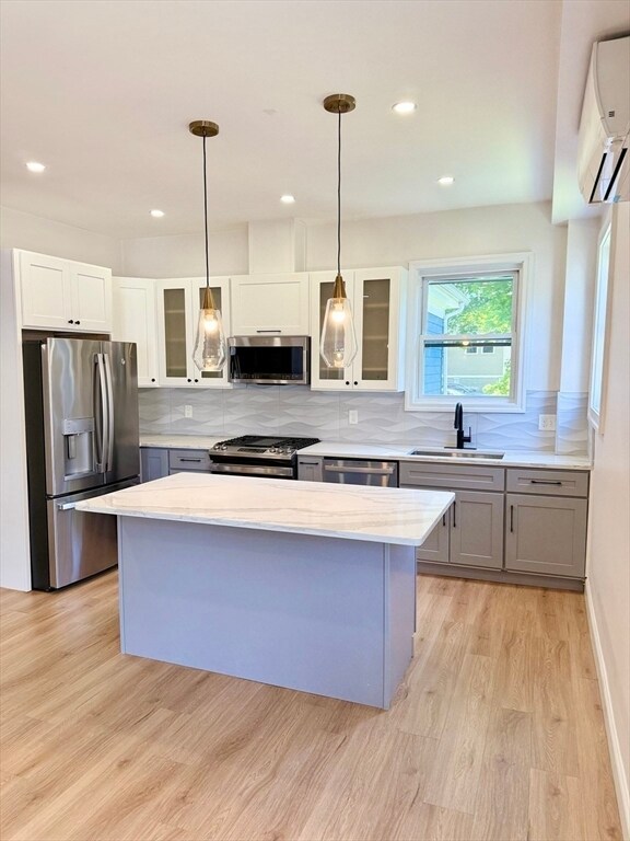 30 Howland St, Unit 2 in Boston, MA - Building Photo - Building Photo