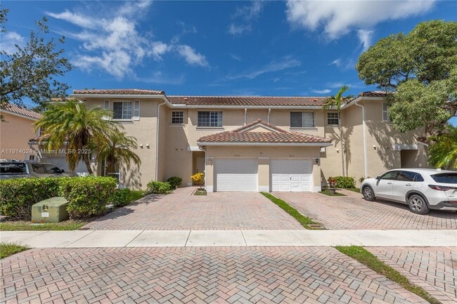 4005 NW 91st Terrace in Sunrise, FL - Building Photo - Building Photo