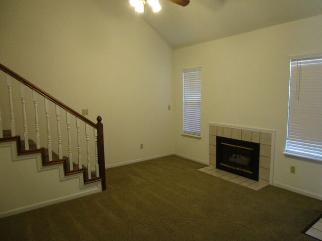 4302-4304-4304 Cheryl Ct in Columbia, MO - Building Photo - Building Photo