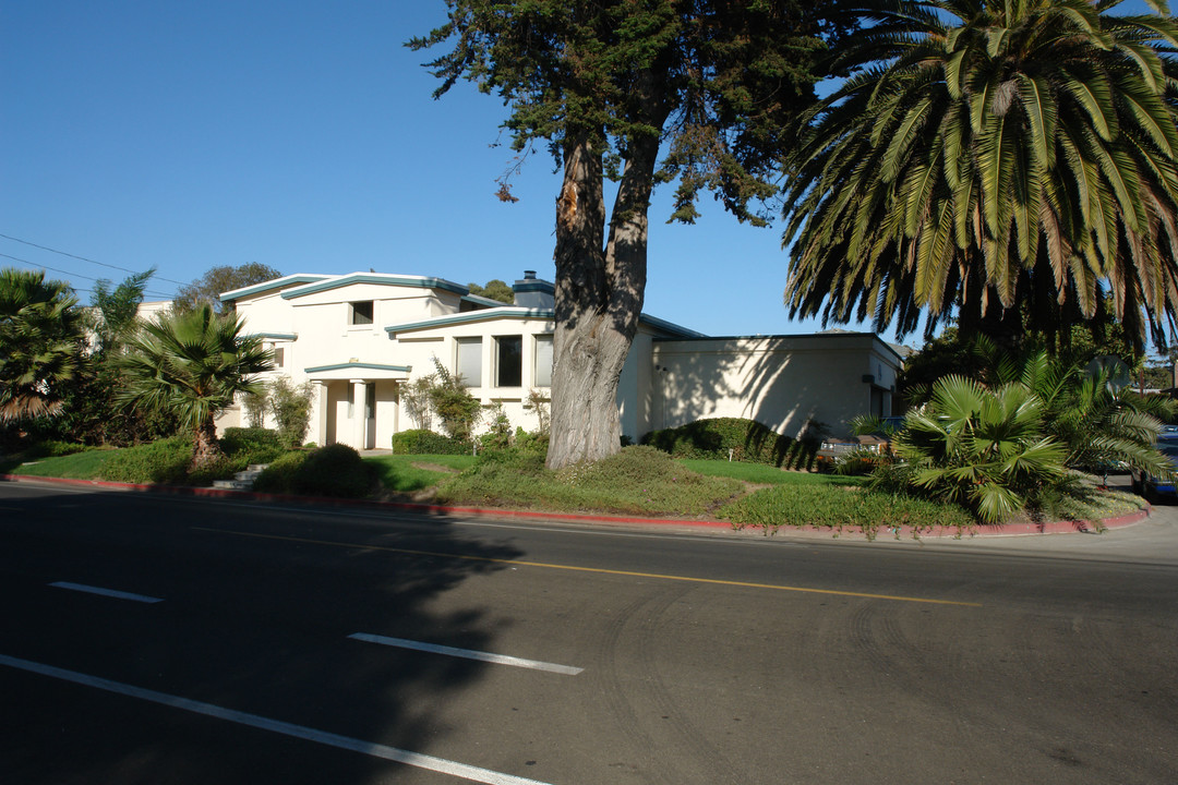 The Hive at 828 EDM in Goleta, CA - Building Photo