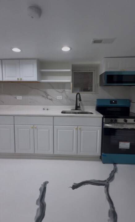 3811 W 61st St in Chicago, IL - Building Photo