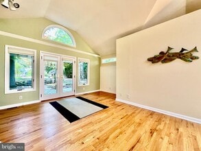 166 Severn Way in Arnold, MD - Building Photo - Building Photo