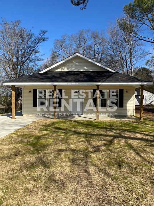 604 Blythe St in Gadsden, AL - Building Photo