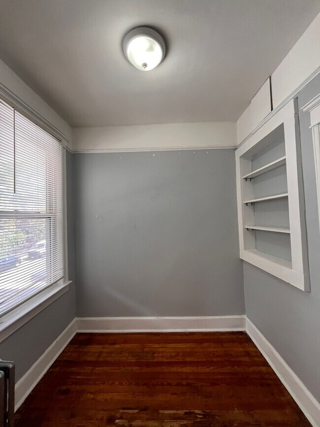 125 Audubon Ave, Unit 2 in Jersey City, NJ - Foto de edificio - Building Photo