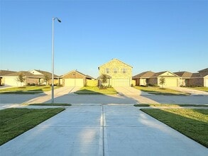 6831 Flowering Ginger Ln in Katy, TX - Building Photo - Building Photo