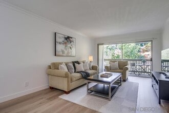 6304 Friars Rd in San Diego, CA - Building Photo - Building Photo